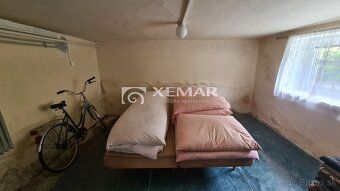 XEMAR (or 0915 142 544) exclusively offers for sale family house with farm buildings and accessories in Kotmanová.