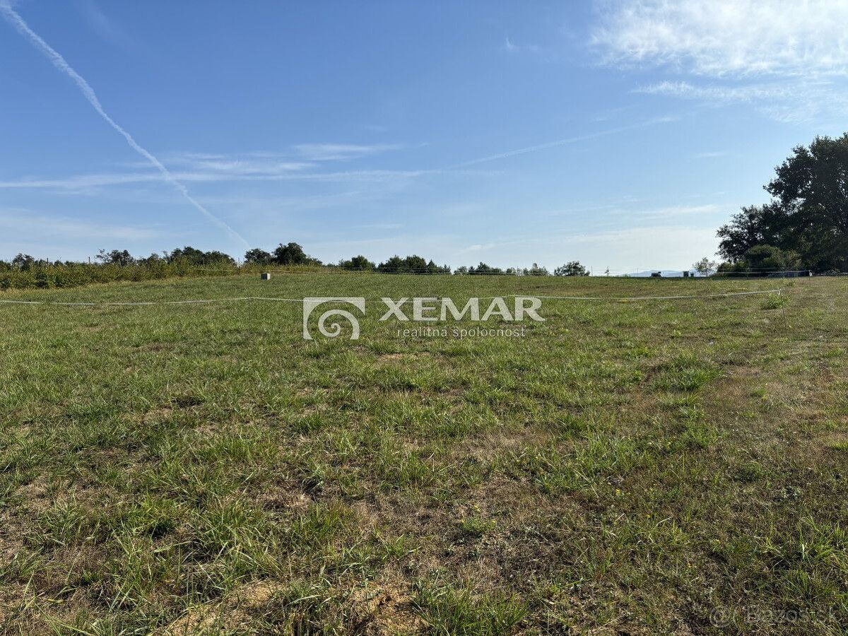 XEMAR ( alebo 0908193188) ponúka na predaj stavebný pozemok 