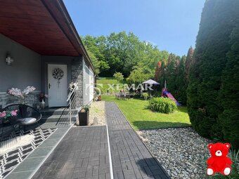 XEMAR (or 0905 837 273) offers for sale a 4 room attic family house in Hontianske Nemce…