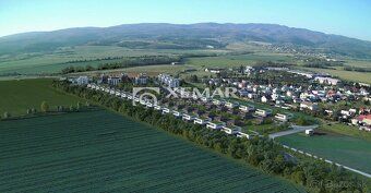 XEMAR ( alebo 0907 895 125) ponúka na predaj rovinatý staveb