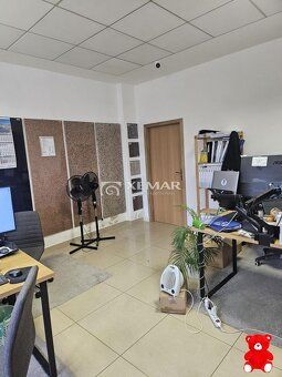 XEMAR (or 0907 537 727, 0948 061 020) offers for rent office and storage spaces in Banska Bystrica.