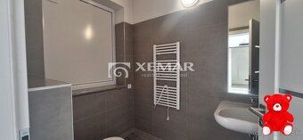 XEMAR (or 0948 061 020, 0907 537 727) offers for rent