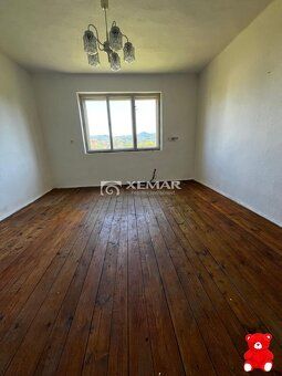 XEMAR (or 0903637308), offers a family house in original condition suitable for reconstruction…