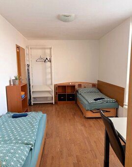 Ponúkame Vám na predaj veľkoryso riešený 4-izbový byt nachád