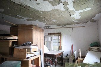 Exclusive - I present a unique opportunity for those who wish to live on their own plot of…