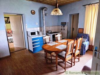 Priestranný rodinný dom na pokojnom mieste s veľkým pozemkom