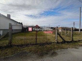 We offer an attractive building plot for sale measuring 949