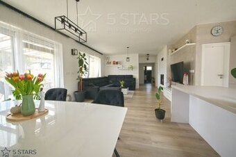 DASH reality offers for sale a modern, barrier-free 4-bedroom family house located in the…