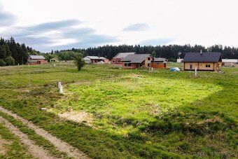 Nabízíme k prodeji krásný pozemek o rozloze 828 m² v lukrativní lokalitě Jamnícka vyhliadka, obec Jamník (okres…