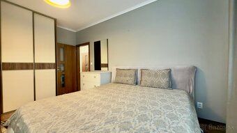 We offer for sale a 3-room apartment in one of the most sought-after locations in Banská…