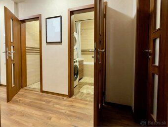 We offer for sale a 3-room apartment in one of the most sought-after locations in Banská…