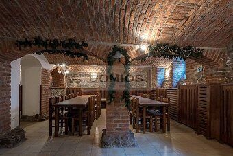 EXCLUSIVE | 175 | DOMIOS | specialist for commercial properties since 1992 - offers for sale a…