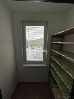 Ponúkame na predaj krásny priestranný 3-izbový byt situovaný