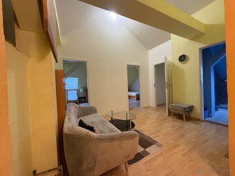 🏡 4 SAMOSTATNÉ IZBY – Veľkometrážny APARTMÁN v úplnom centre