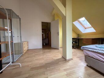 🏡 4 SAMOSTATNÉ IZBY – Veľkometrážny APARTMÁN v úplnom centre