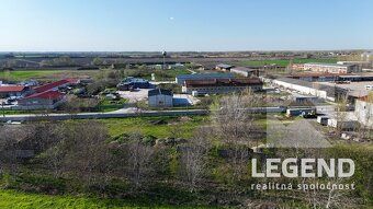 *** GREAT LOCATION, ENCLOSED PLOT *** 
Exclusively only at 