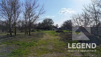 *** GREAT LOCATION, ENCLOSED PLOT *** 
Exclusively only at 