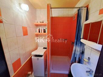 Exkluzívne vo výhradnom zastúpení  ponúkame na predaj 3-izbo