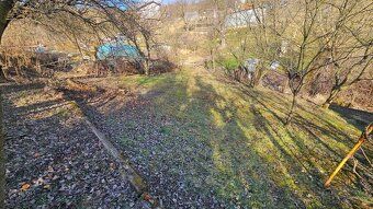 ** DISCOUNTED PRICE ** I offer for sale garden with wooden cottage