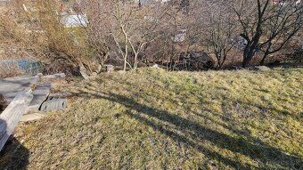 ** DISCOUNTED PRICE ** I offer for sale garden with wooden cottage