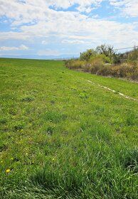 Ponúkam na predaj pozemok, nachádzajúci sa v katastrálnom úz
