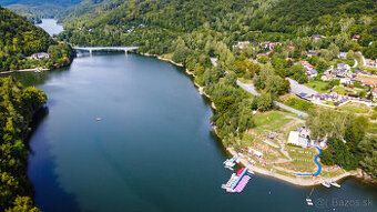 Ponúkame na predaj útulnú chatu v obľúbenej rekreačnej oblas