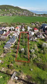 Ponúkame Vám na predaj jedinečný stavebný pozemok v intravil