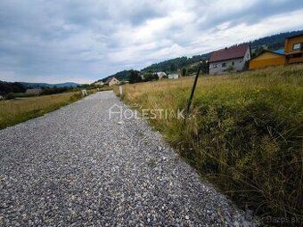 Ponúkam na predaj nádherný, slnečný pozemok s výmerou cca 70