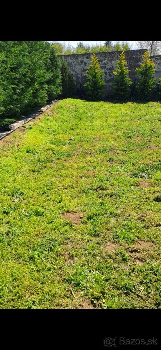 Predám stavebný pozemok 540 m 2,(+ podiel na prístupovej ces