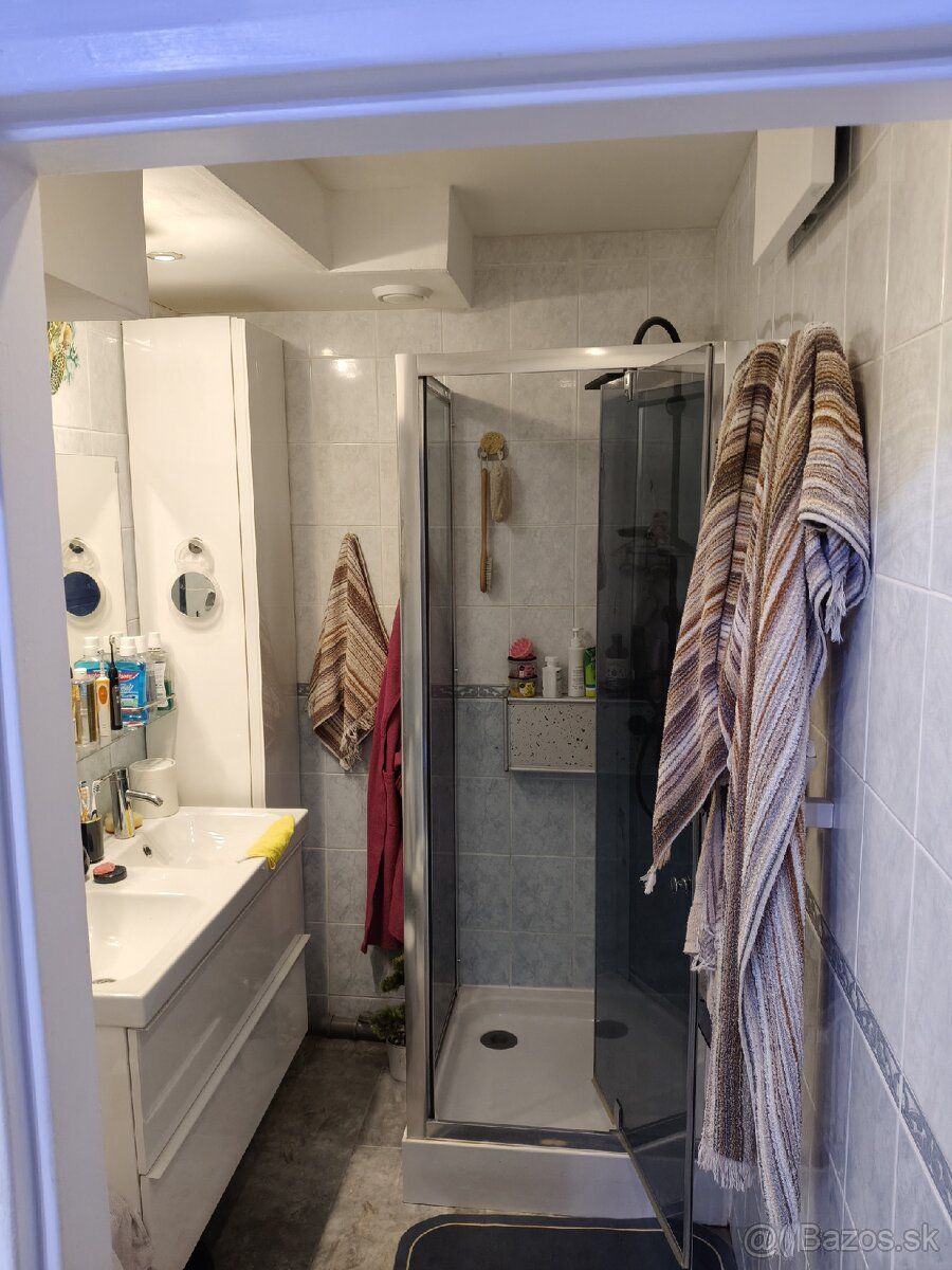 Vymením 3 izbový byt veľ.86m2(špajza+balkón), komplet prerob