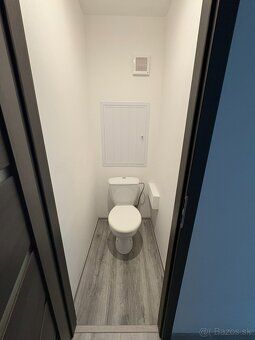 Ponúkam na dlhodobý prenájom 2-izbový byt o výmere 54 m² s l