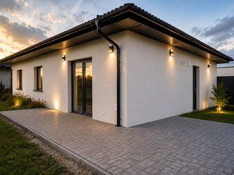 2 separate detached houses for sale 1x - Keyless ready 1x - Hollow house (standard key)