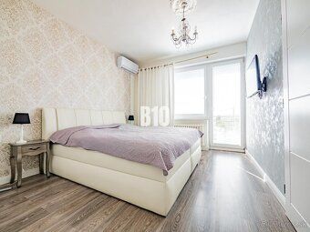 B10 Vám ponúka na predaj veľký 6 izb. rodinný dom s garážou 