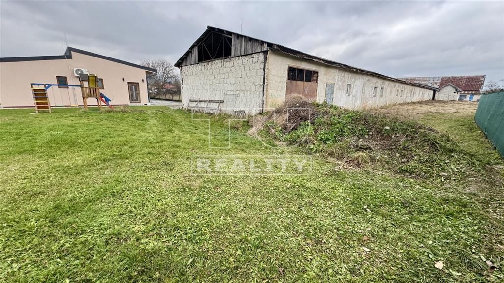 TUreality Vám ponúka na predaj pozemok o výmere 600 m2 v obc