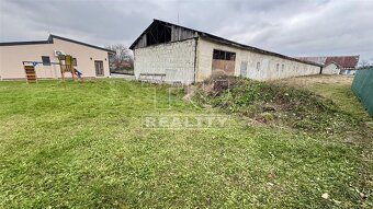 TUreality Vám ponúka na predaj pozemok o výmere 600 m2 v obc