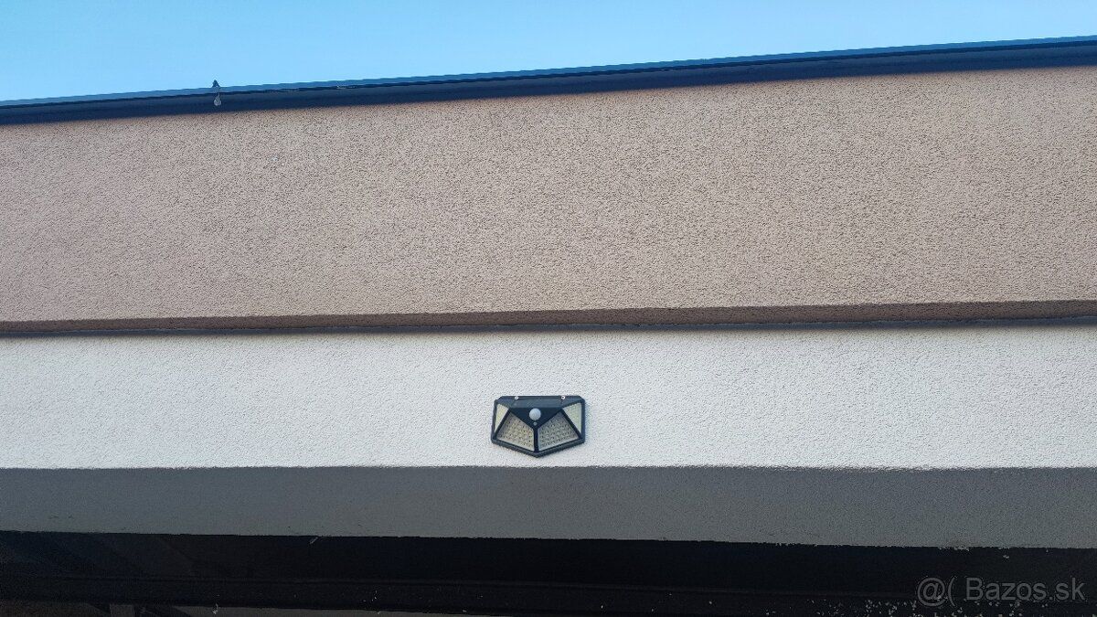 Predám garáž (18,5 m²) s elektrikou v Prievidzi, časť Vlčie 