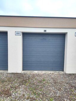 Predám garáž (18,5 m²) s elektrikou v Prievidzi, časť Vlčie 