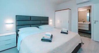 Na predaj apartmánový dom – ostrov Vir, Chorvátsko | 3x 108 