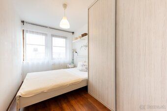Looking for a modern three-bedroom apartment in Trnava?