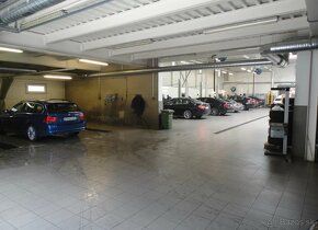 WE SELL THE FORMER BMW SHOWROOM IN BANSKÁ BYSTRICA WITH TOTAL AREA OF - 6920 M2 - BUILT-UP…