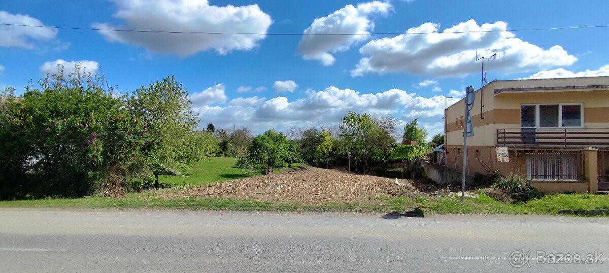 I am offering for sale a building plot in the center of Majcichov village with