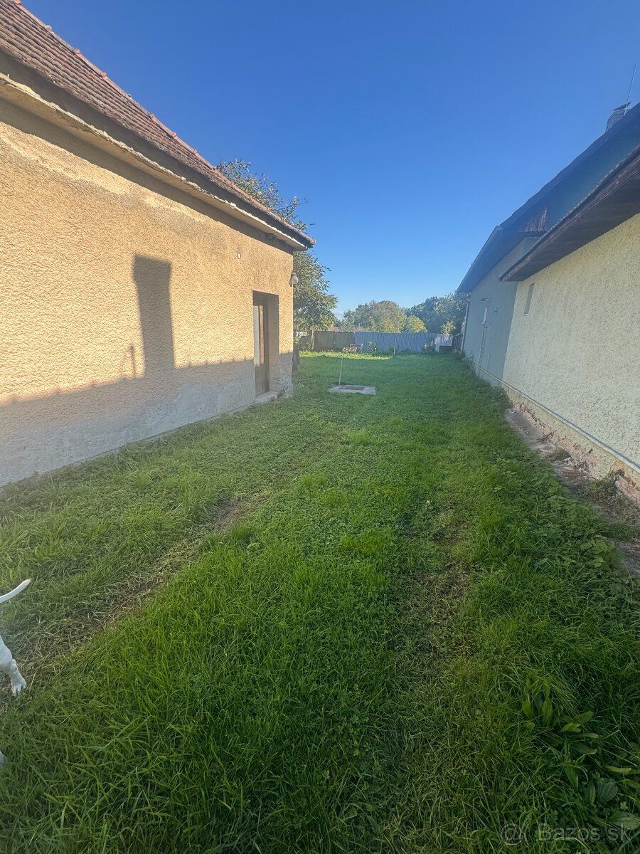 Pozemok s rozlohou 20 arov , sirka pozemku 16-17m , na pozem