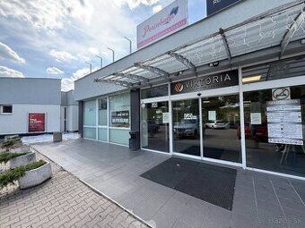 Dám do dlhodobého prenájmu obchodny priestor v centre Hlohov