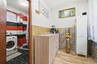 Popis nehnuteľnosti Hľadáte pokojné bývanie v objatí prírody
