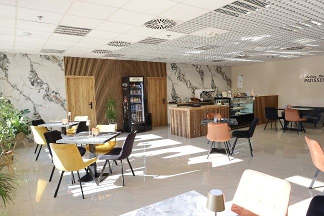Odstúpim zabehnutú kaviareň v centre Trnavy s nádherným výhľ
