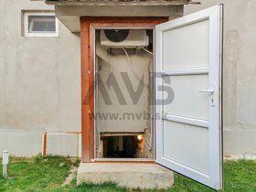 Exclusively only here. We offer for sale an exclusive weekend house in the garden city part of…