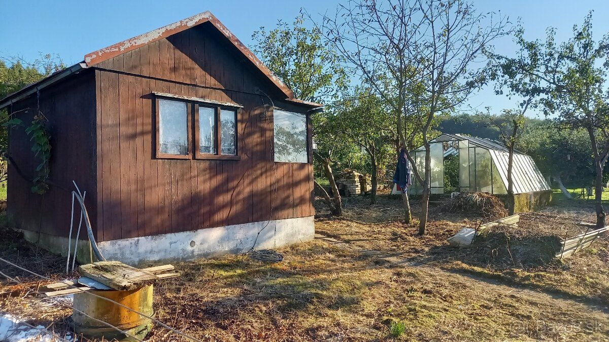 V záhradkárskej oblasti Detva - sídlisko nad materskou škôlk