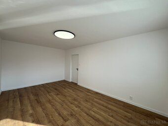 MODERNÝ 2 IZBOVÝ BYT PO KOMPLETNEJ REKONŠTRUKCII !!! Hľadáte