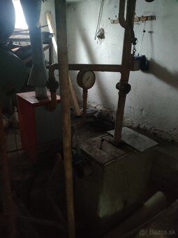Ponúkame na predaj priestranný, 3 podlažný rodinný dom situo
