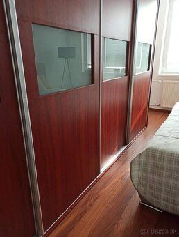 I offer for rent a nice 2 bedroom apartment with an area of 56 m².